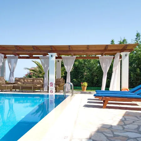 Penelope Kefalonia * Spartià