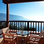 فيلة Penelope Kefalonia سبارتيا