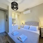 فيلة Penelope Kefalonia سبارتيا