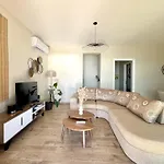 Penelope Kefalonia * سبارتيا